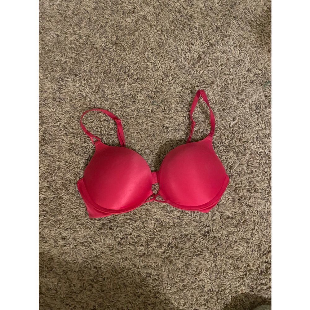 Bundle Of 2 Victoria’s Secret Push Up Padded Bra … - image 8